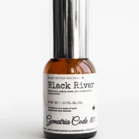 Духи Black River от Gematria — древесно-пряный аромат с мягкими сладкими и землистыми нотами, 20 мл