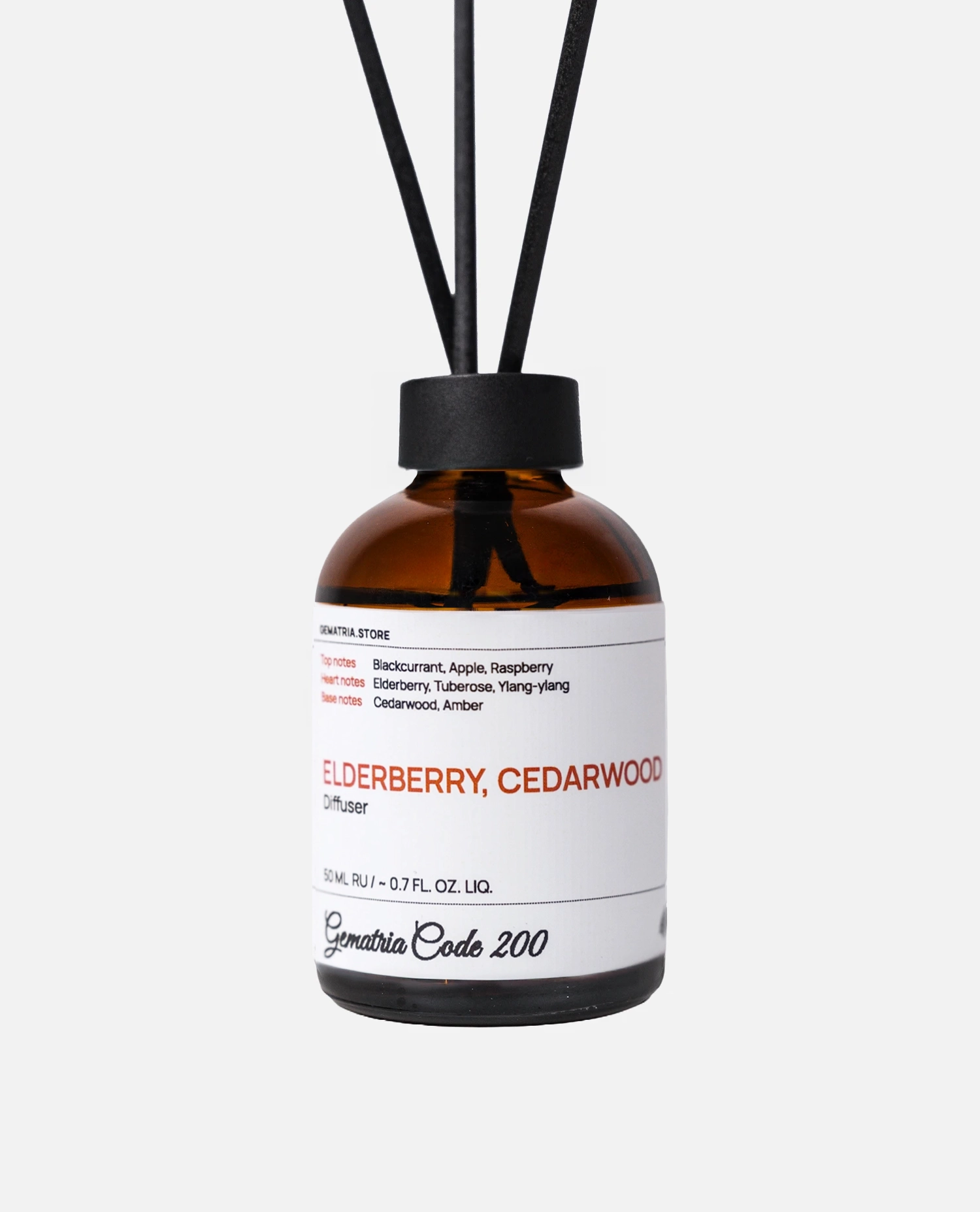 Диффузор для дома: Яблоко, Бузина, Смородина, Кедр, Амбра создаёт лёгкое и выразительное звучание. Фруктовые ноты гармонируют с древесной глубиной, формируя чистый и спокойный ароматический фон для интерьера.