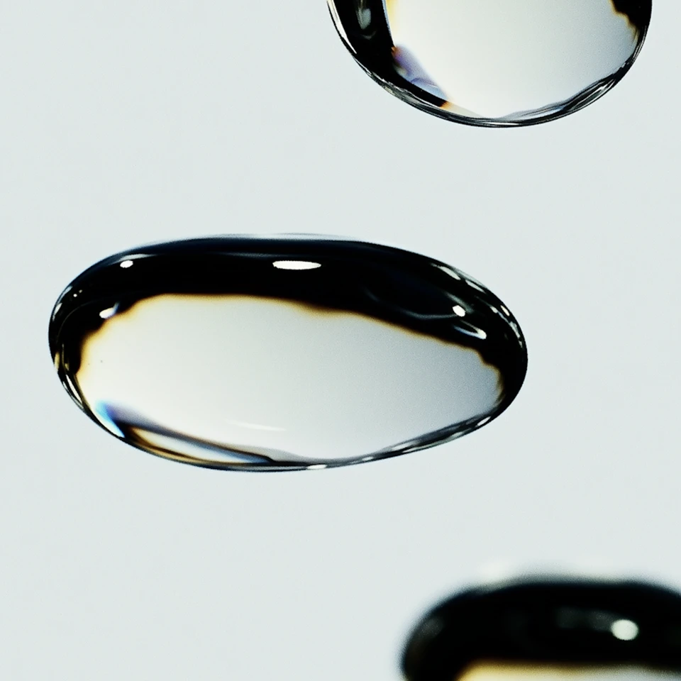 Нота абмроксан. В парфюмерии - эта молекула отвечает за структурную плотность аромата - задаёт тон.