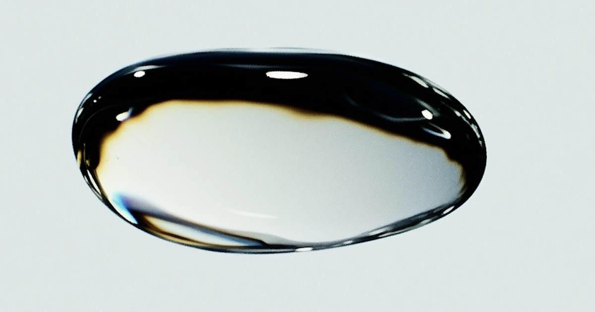 Нота абмроксан. В парфюмерии - эта молекула отвечает за структурную плотность аромата - задаёт тон.