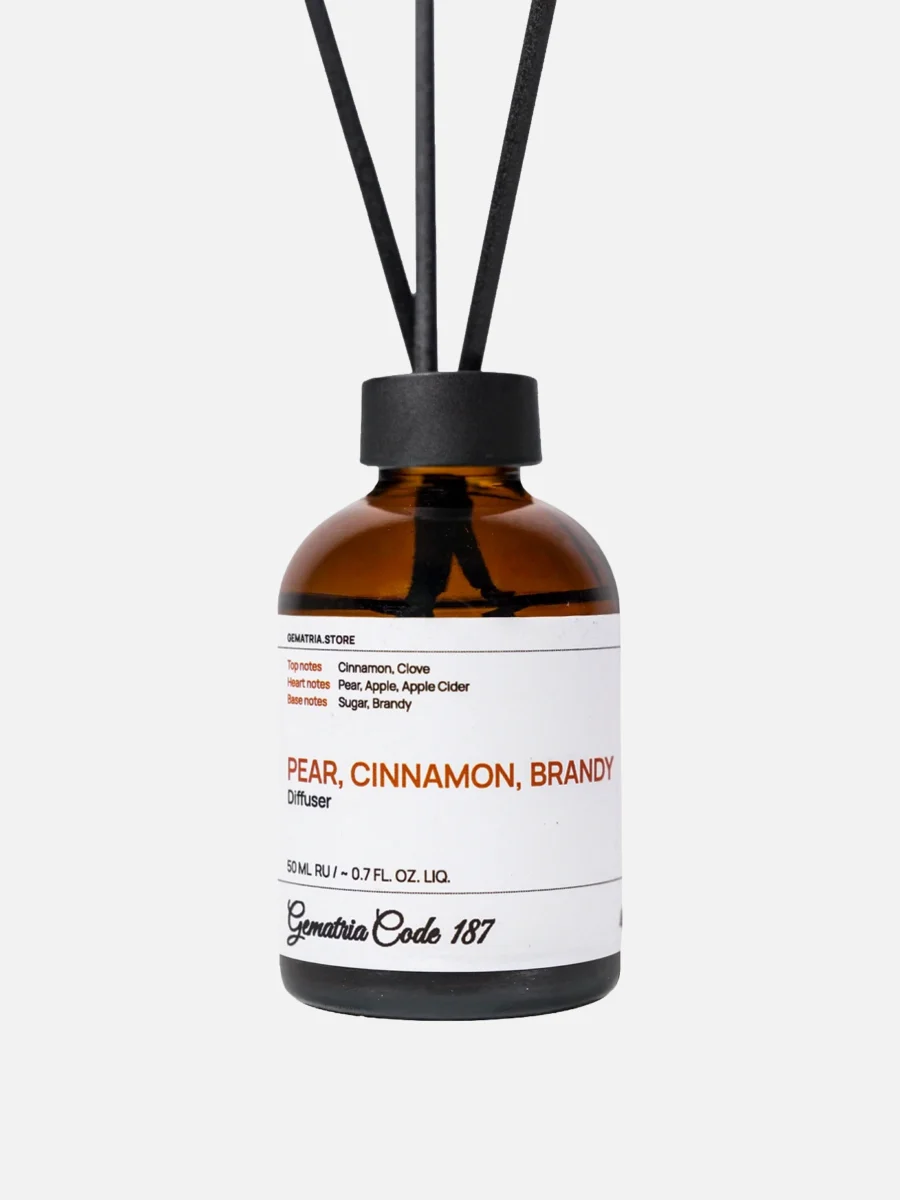 Создайте уют с брендом Gematria. Ароматический диффузор для дома: Груша, Корица, Бренди, Сахар, Яблоко, Гвоздика наполнит ваш дом теплыми и сладкими ароматами, создавая идеальную атмосферу для отдыха и расслабления.