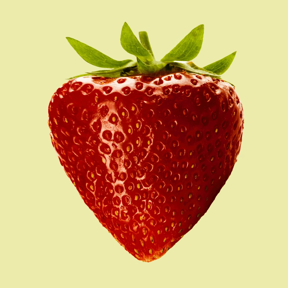 Клубника. Аромат клубники. Ноты клубники — свежая фруктово-ягодная структура В парфюмерии Клубника используется для создания сочных аккордов, где Аромат клубники придаёт свежую сладкость, а Ноты клубники добавляют мягкую ягодную динамику.