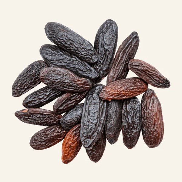 Чем пахнут Бобы Тонка. Ноты Бобов Тонка в парфюмерии. Узнайте чем пахнут Бобы Тонка в Парфюмерии. Ноты Бобов Тонка в аромате.